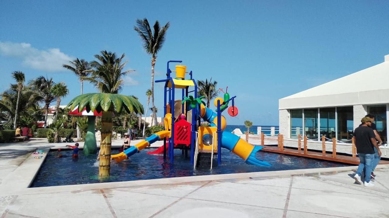 HotelZone L16 Beach Access Cancún Exterior foto